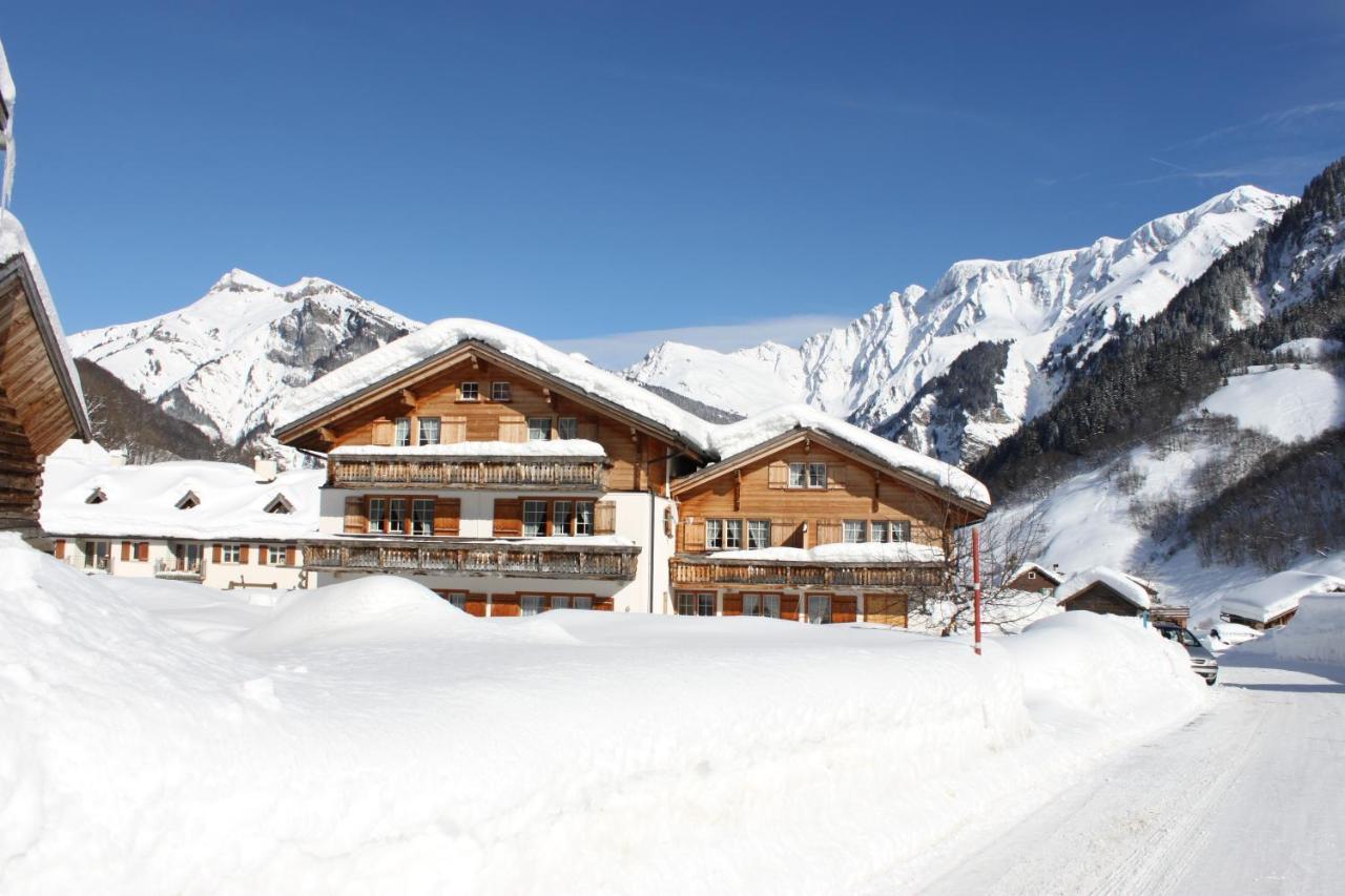 Hotel Bergfuehrer Elm Bagian luar foto