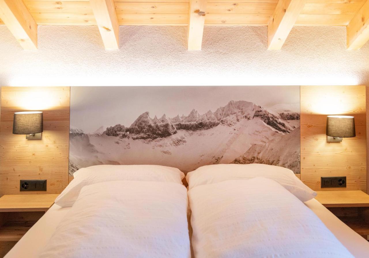 Hotel Bergfuehrer Elm Bagian luar foto